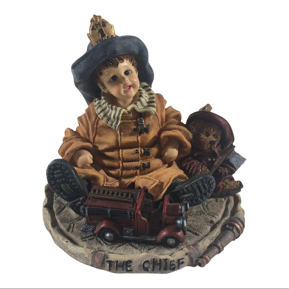 Boyd’s #3534V 1998 “The Fire Chief” Handmade Premier Edition by Austin & Allen